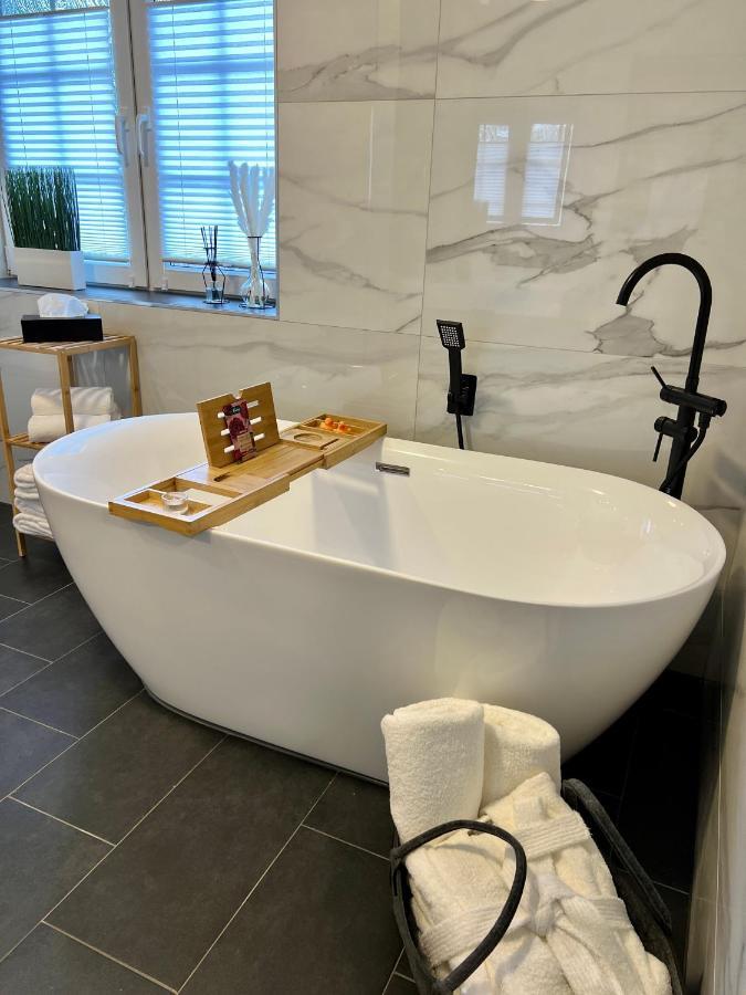 Junipro Luxury Apartments 伯森艾科豪森 外观 照片